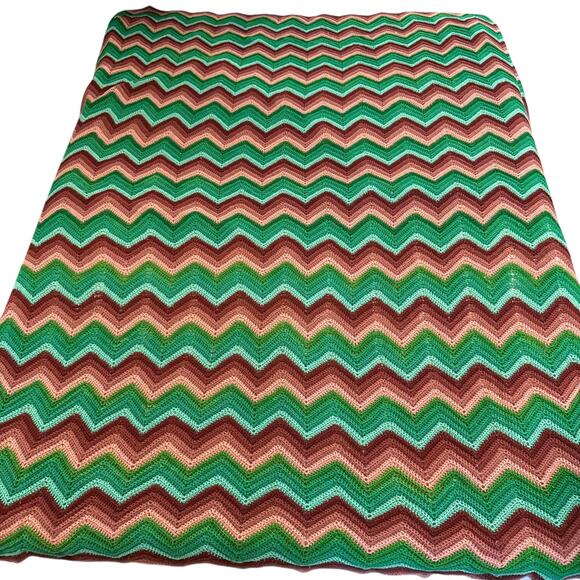 Vintage Handmade Afghan Crochet Blanket Green Mauve Ivory Granny Chevron 68x86 - Picture 1 of 9